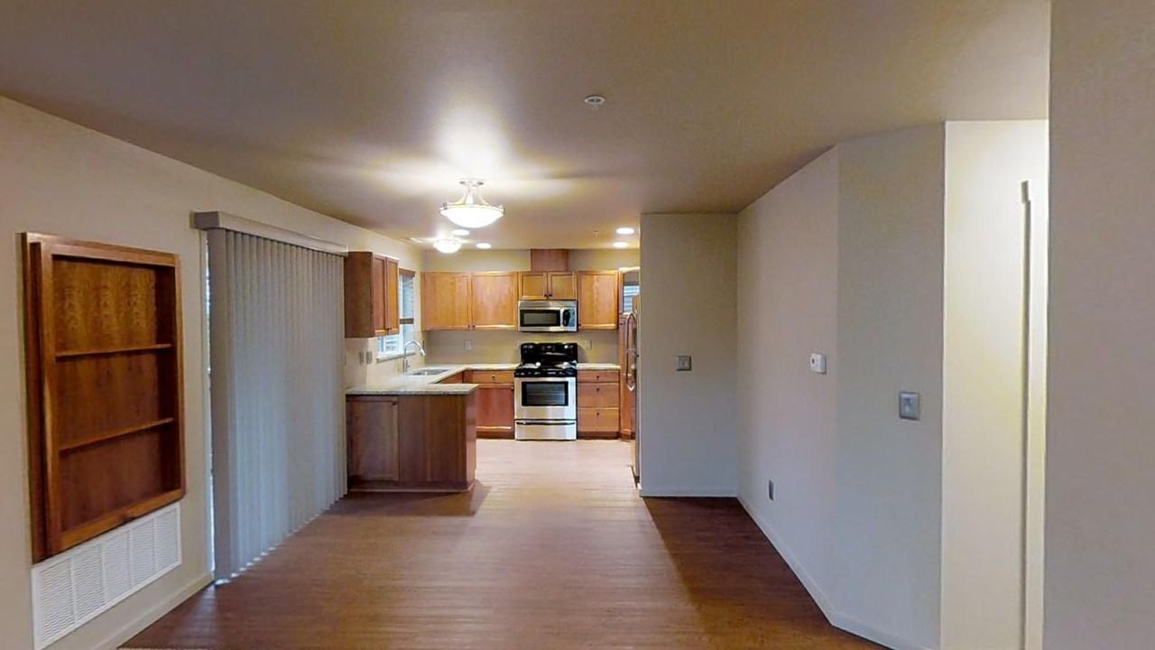 OLP 5264 NE 121st Avenue - Photo 4 of 50