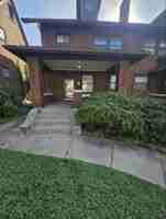 featured image of 1118 Grafton Ave #1120