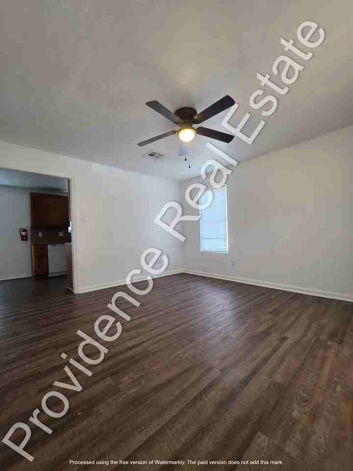 164 Greene Ln #164 - Photo 2 of 7