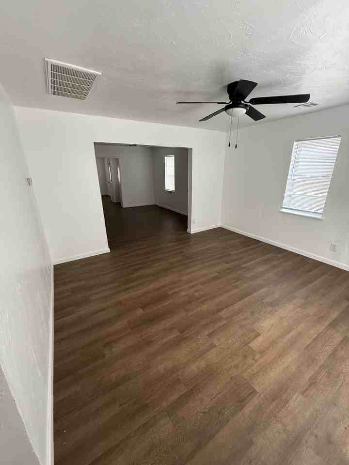 1820 W Idaho Ave #1 - Photo 2 of 28