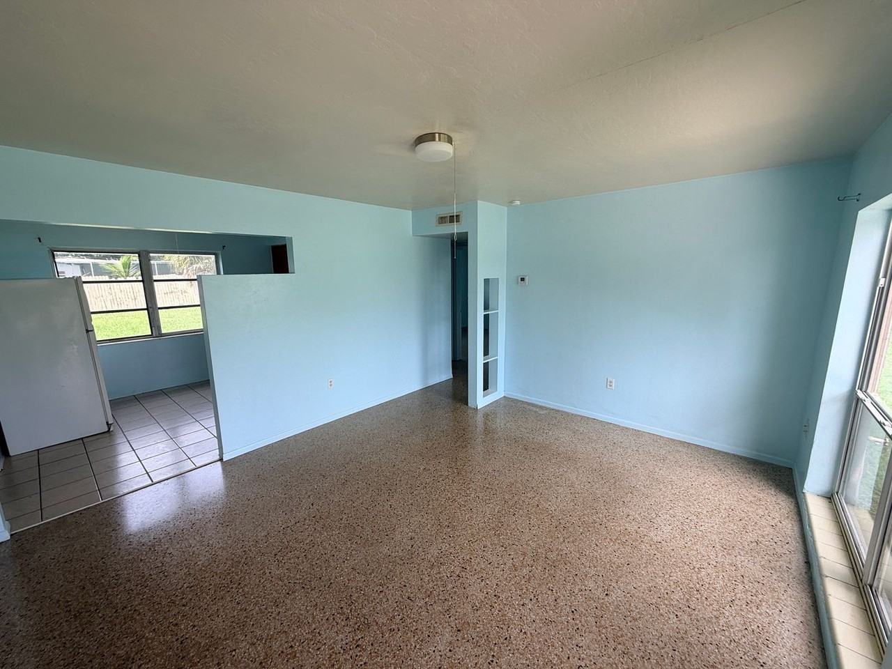 5227 Tangerine Dr - Photo 4 of 19