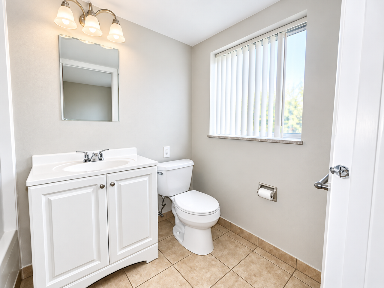 901 Lewis AvenueApt. 302 #302 - Photo 6 of 10