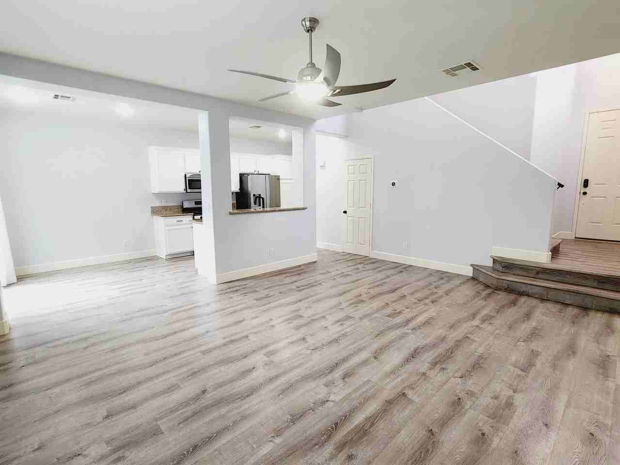 9715 Wailings Ave #1 - Photo 5 of 48