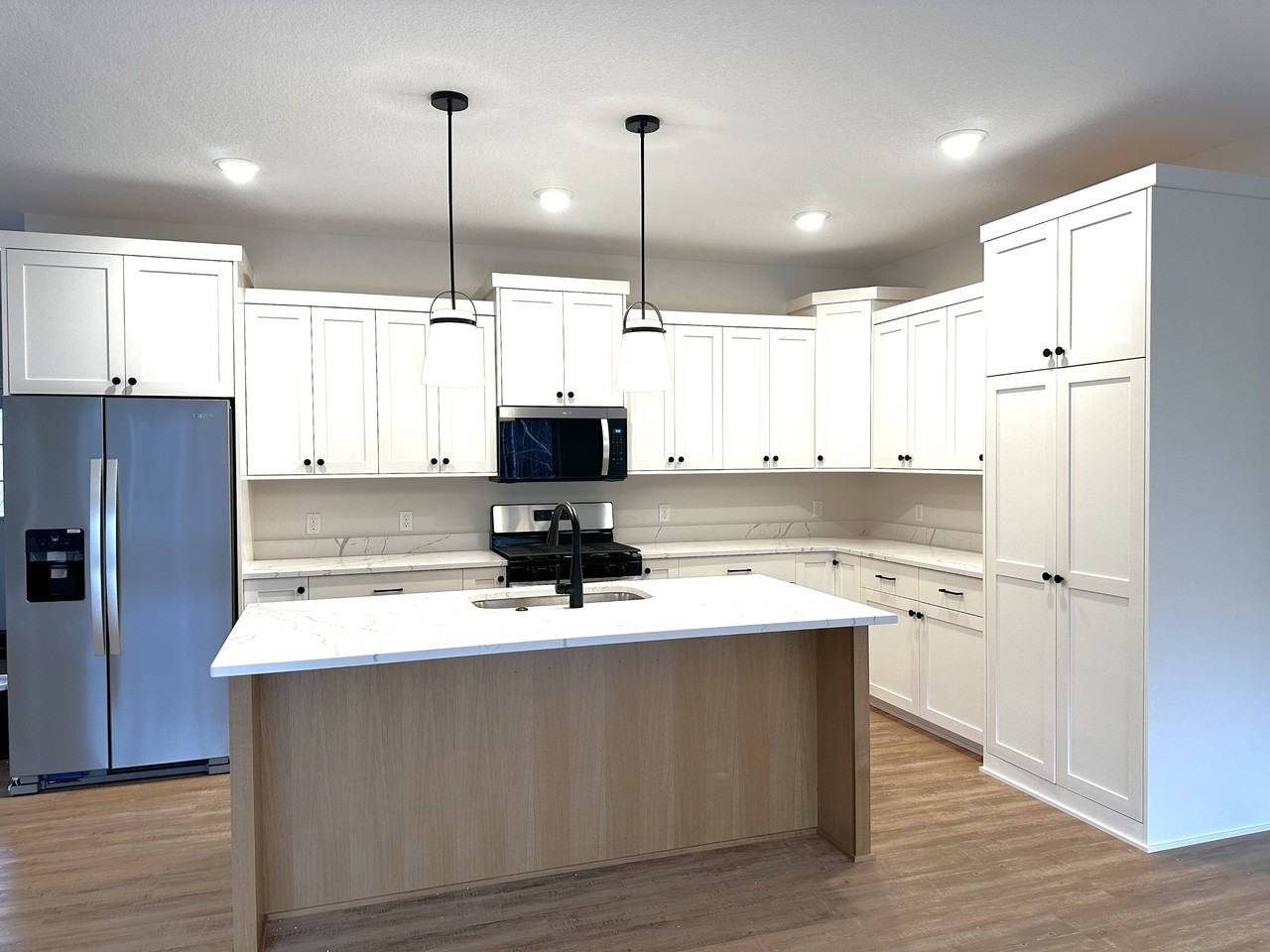 465 29th Ct #1 - Photo 4 of 24