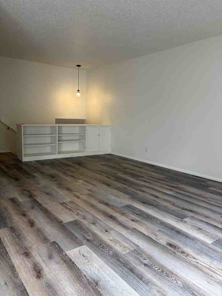 1512 Shield St #1 - Photo 5 of 11
