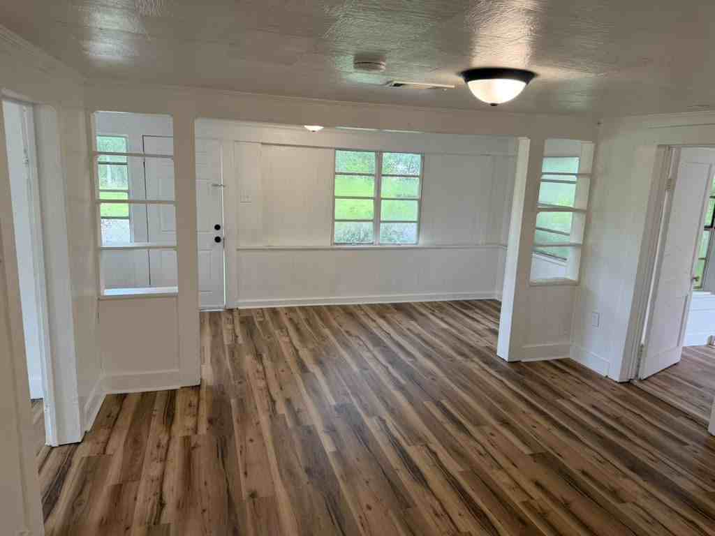 15165 Madison St #1 - Photo 3 of 12