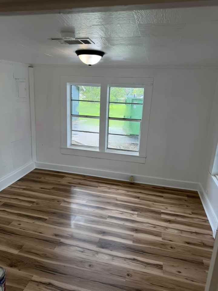 15165 Madison St #1 - Photo 7 of 12