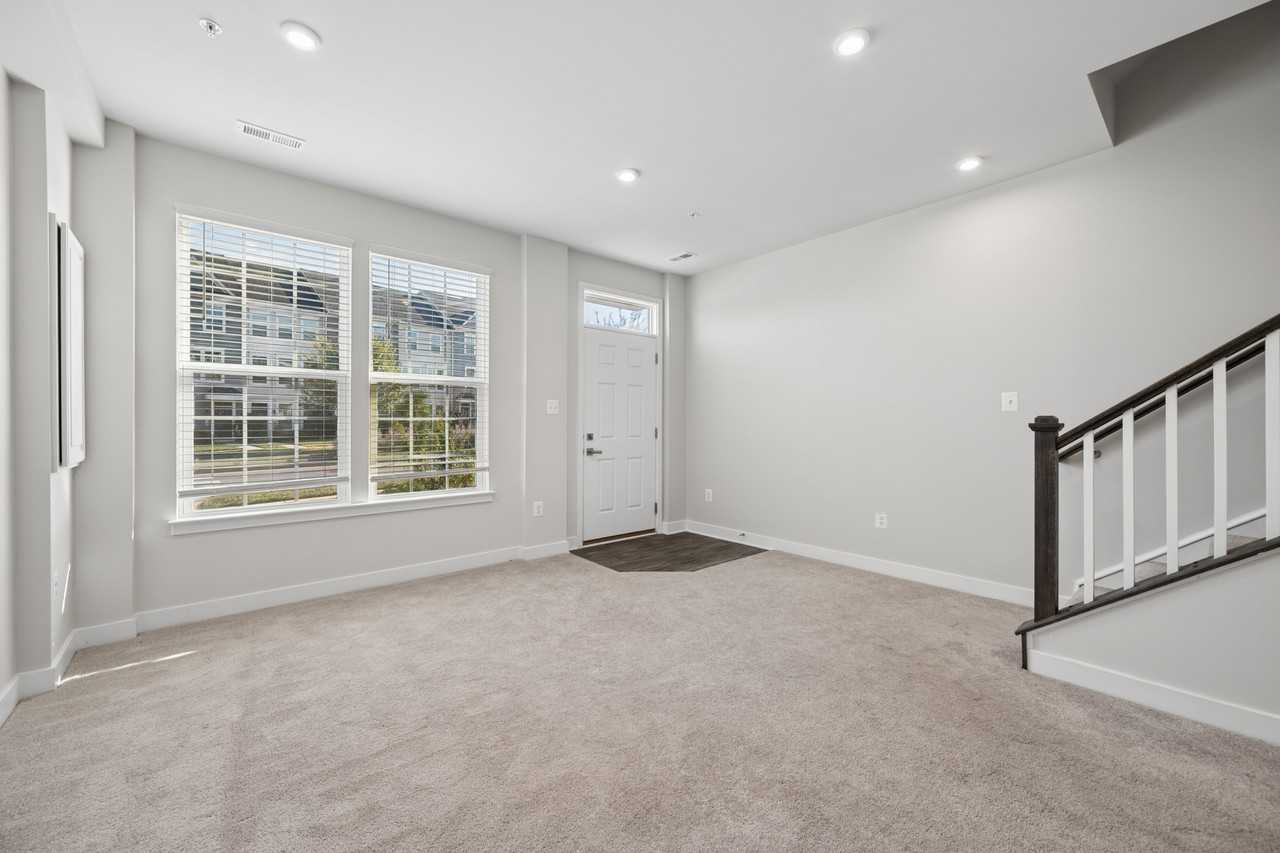 6712 Ballenger Run Blvd #1 - Photo 5 of 15