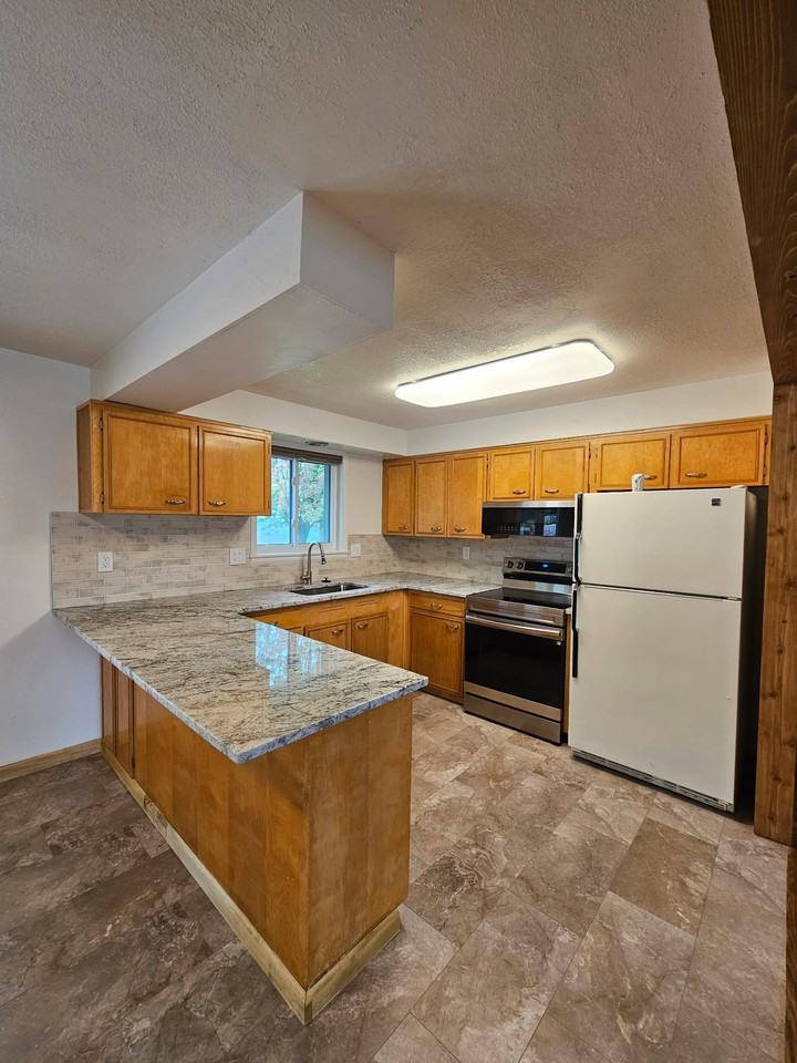 660 East 19th North Street #1 - Photo 4 of 22