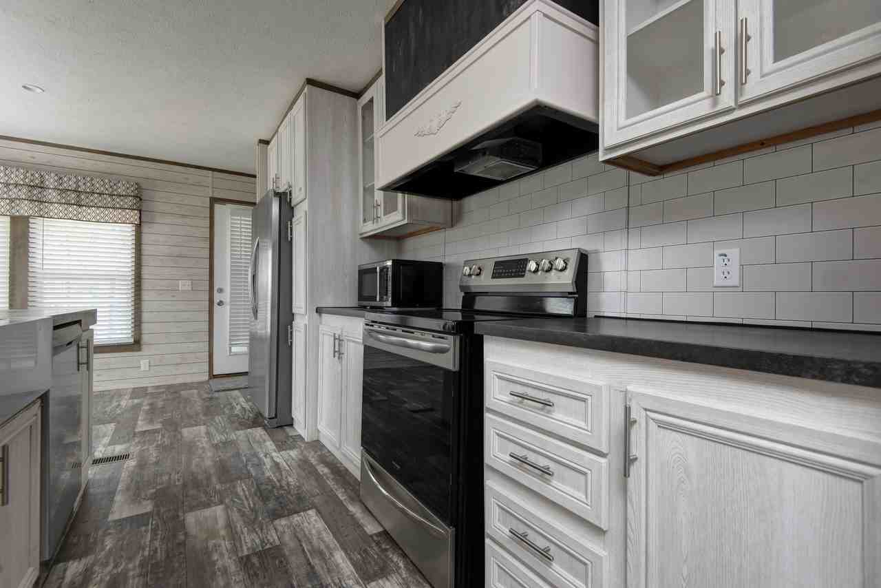 192 Taney St #1 - Photo 4 of 16