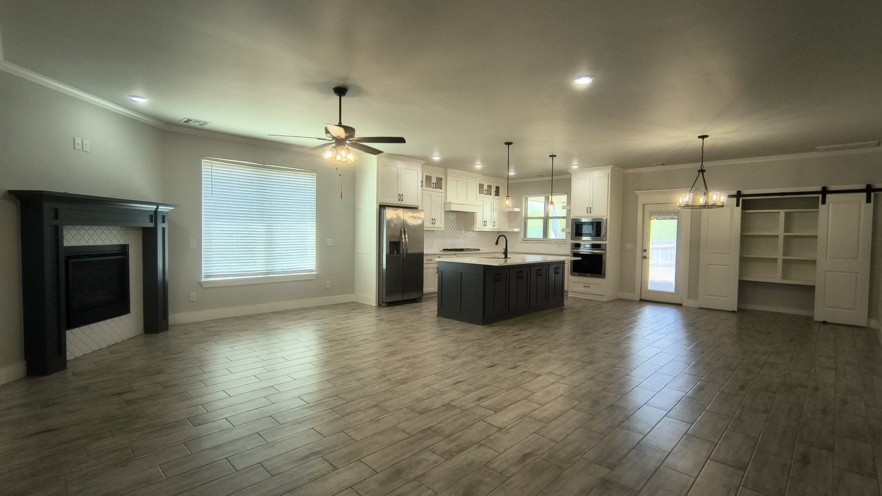 17753 Walnut Creek Rd #1 - Photo 5 of 44