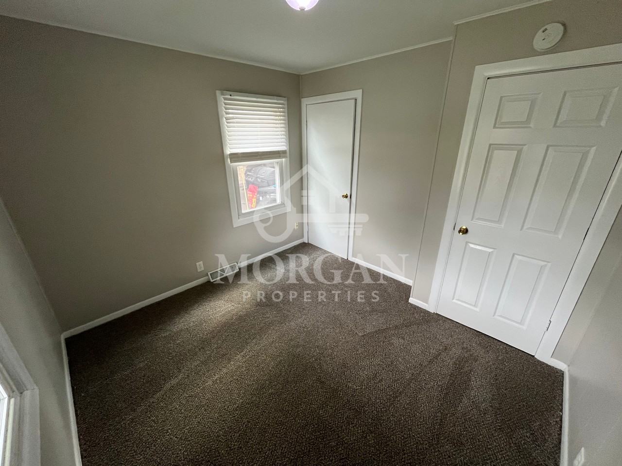 307 Crestview Ct #1 - Photo 6 of 7