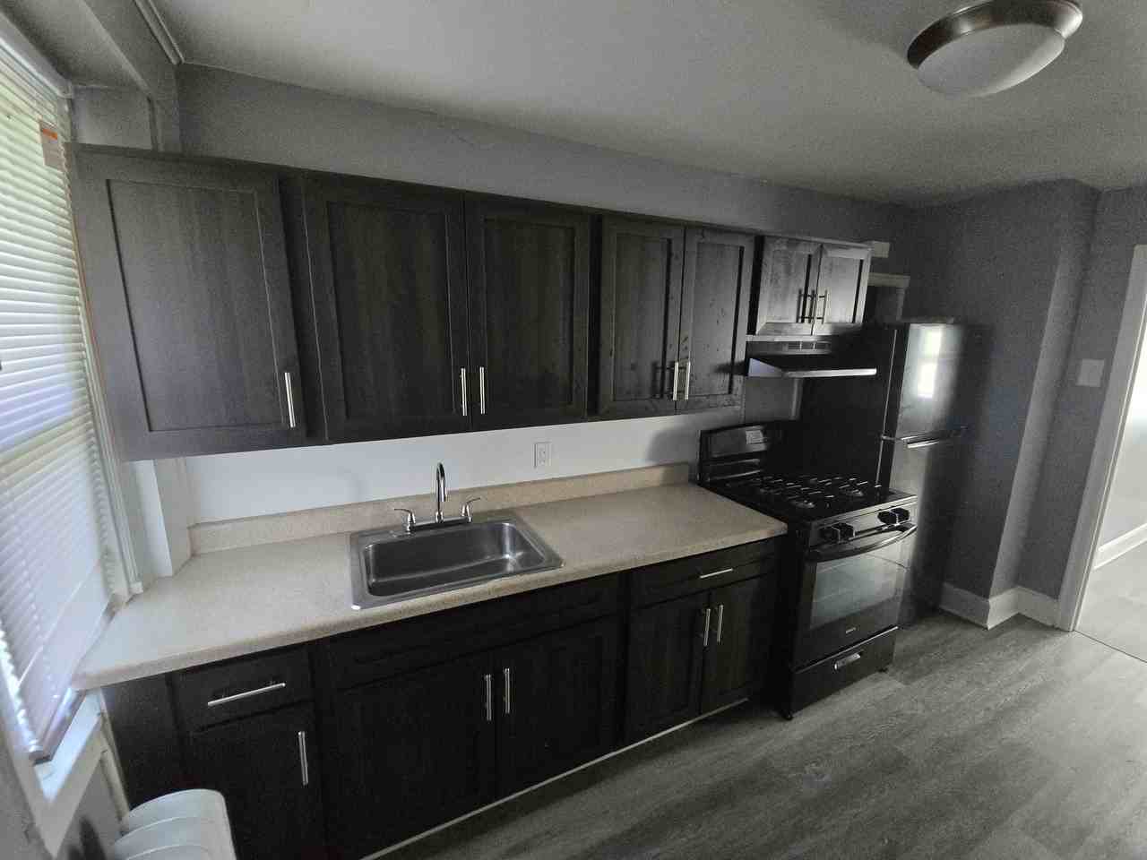 3414 W 10th St #1 - Photo 6 of 16
