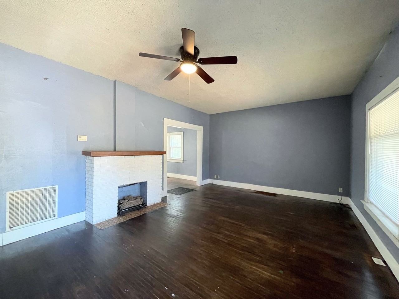119 W 13th Ave - Photo 2 of 15