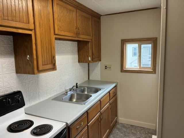 302 S Main St #2 - Photo 3 of 10