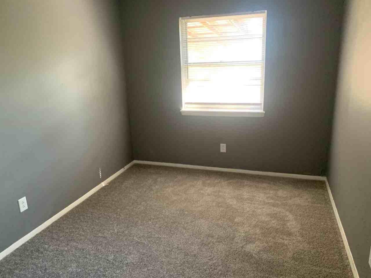 1807 Cambridge St #1 - Photo 6 of 11