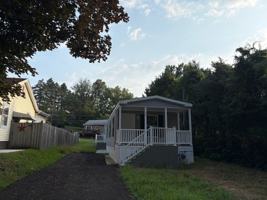 featured image of 13 Montrose Blvd #1