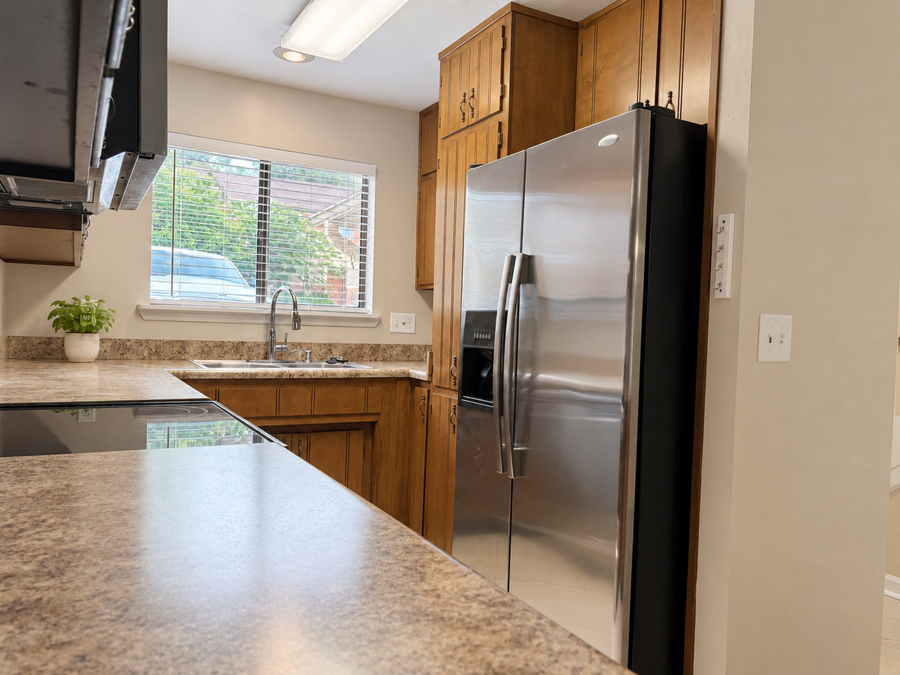 3207 Shamrock Street EastApt 18 #18 - Photo 5 of 11