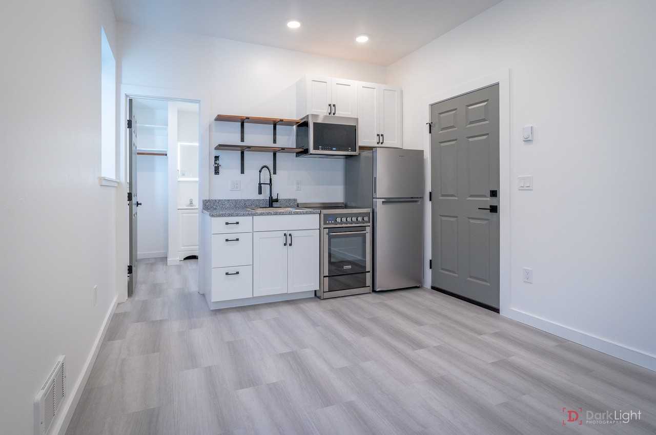 130 N F StreetUnit 20 #20 - Photo 5 of 11