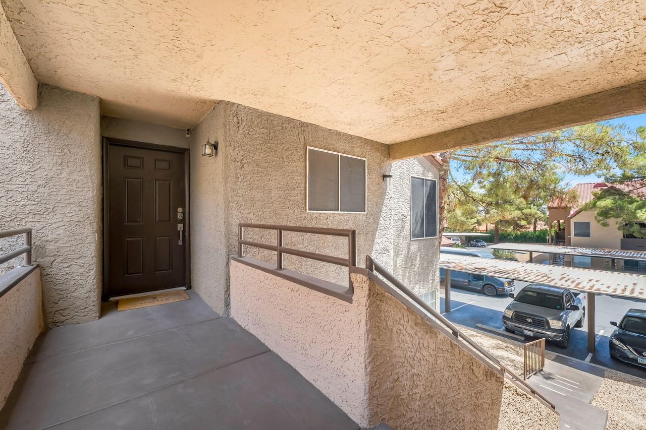 2200 South Fort Apache - 1 #1 - Photo 3 of 10