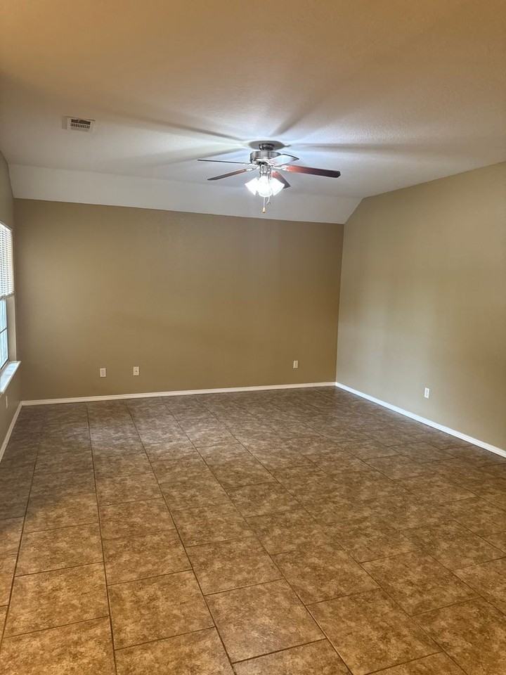 Clinic Lane 1307 - Photo 2 of 26