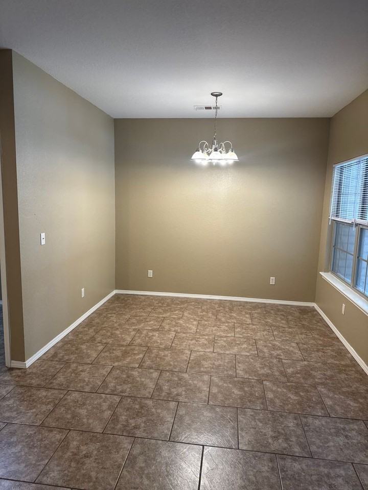 Clinic Lane 1307 - Photo 4 of 26