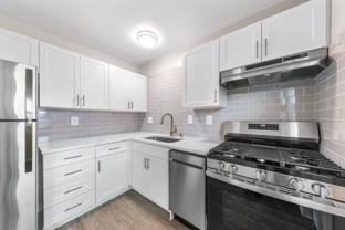 602 Wimbledon Dr - Photo 1 of 1