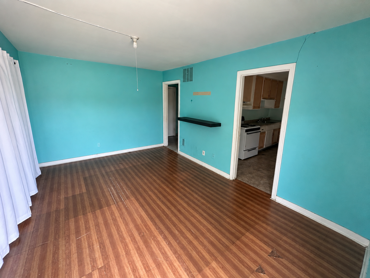 2122 French Ave #1 - Photo 2 of 9