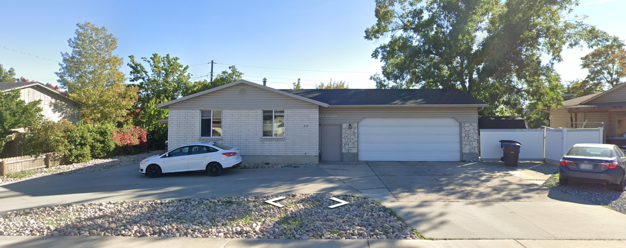 979 W 1700 N #1 - Photo 2 of 2