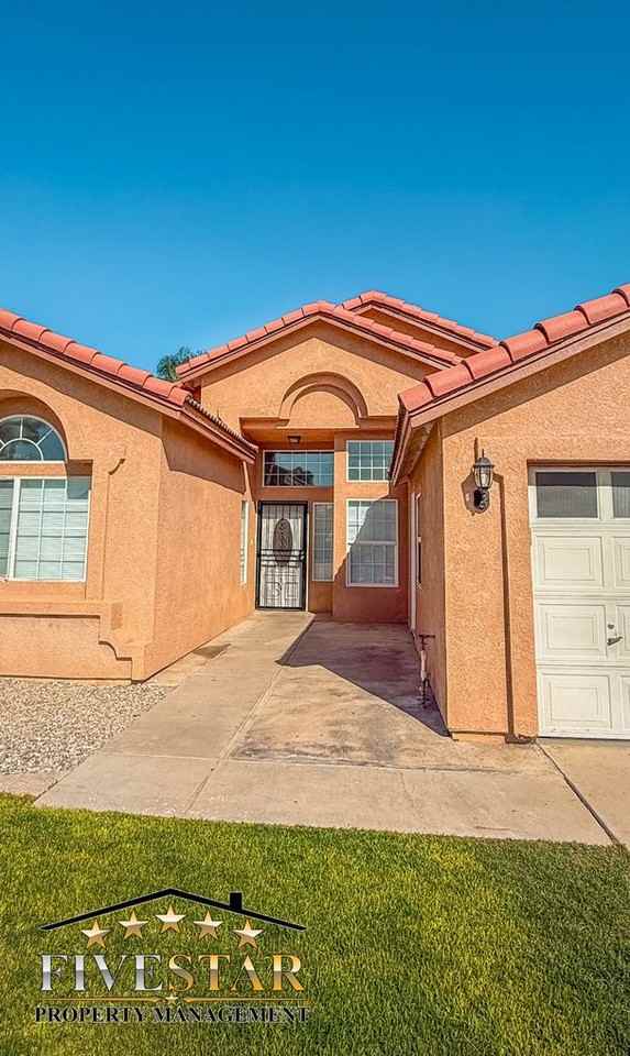 7322 Cupio St - Photo 2 of 27