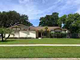 featured image of 3016 Oak Cove Dr