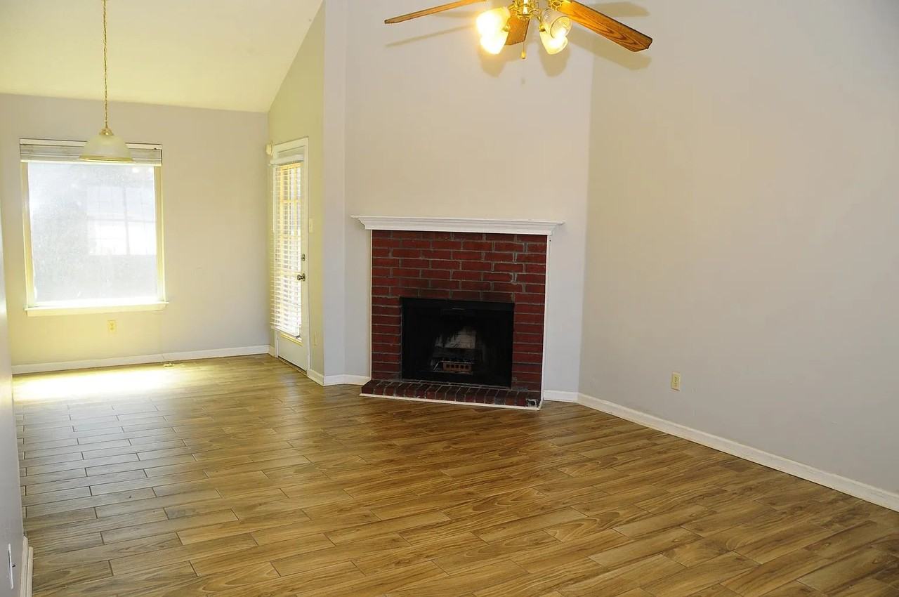 6899 Lagrange Cir S #1 - Photo 3 of 7