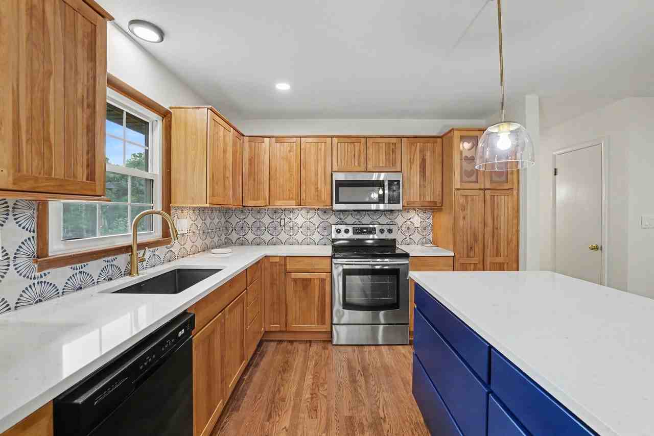9603 Knox Dr #1 - Photo 3 of 20