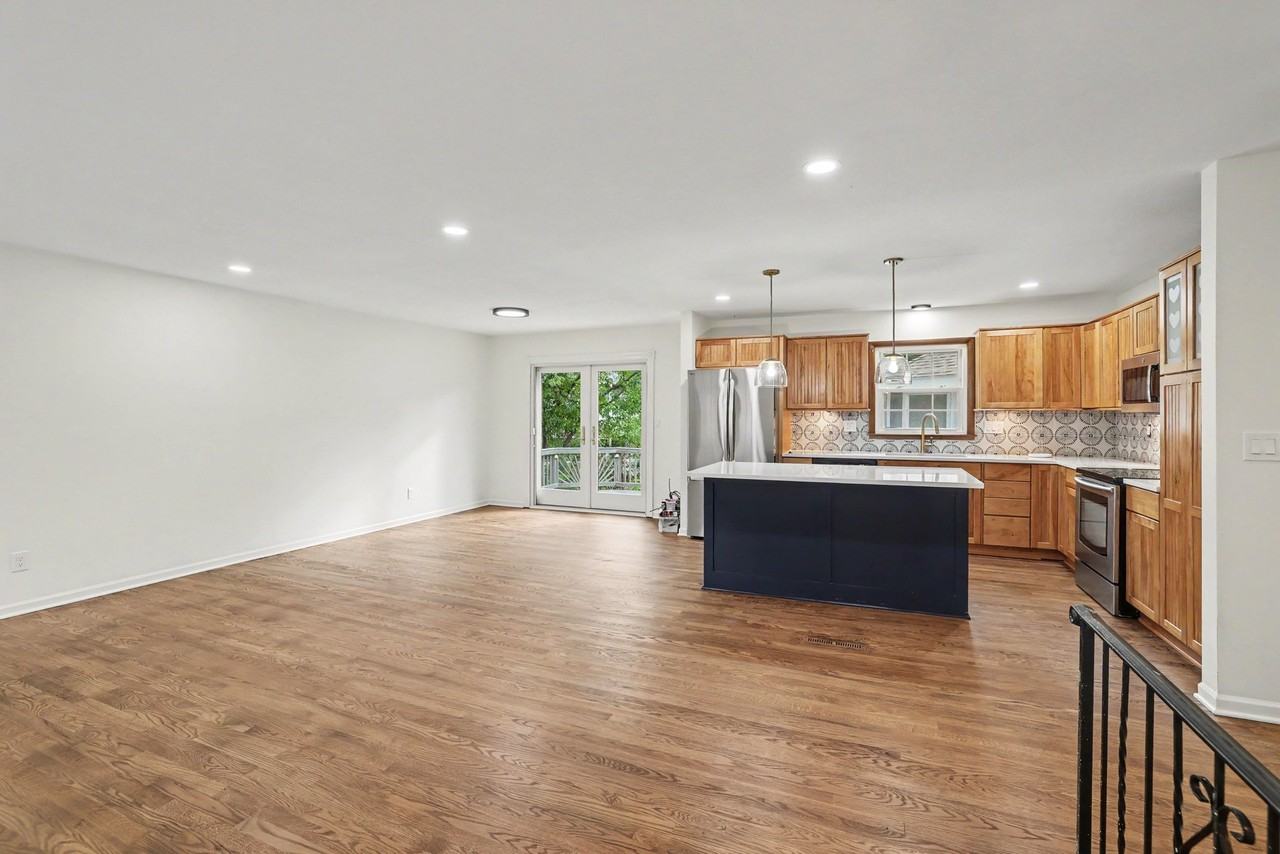 9603 Knox Dr #1 - Photo 4 of 20