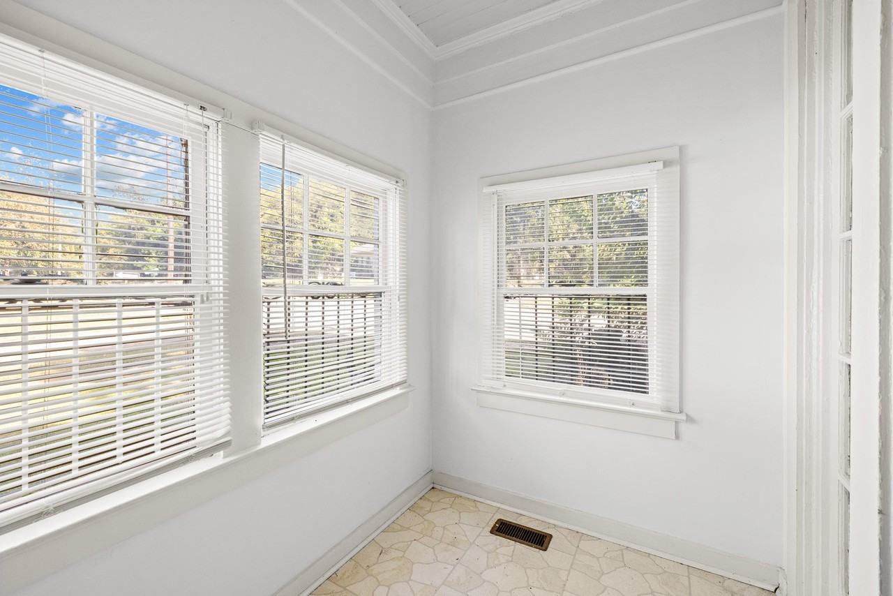 4948 Farrell Ave #1 - Photo 5 of 17