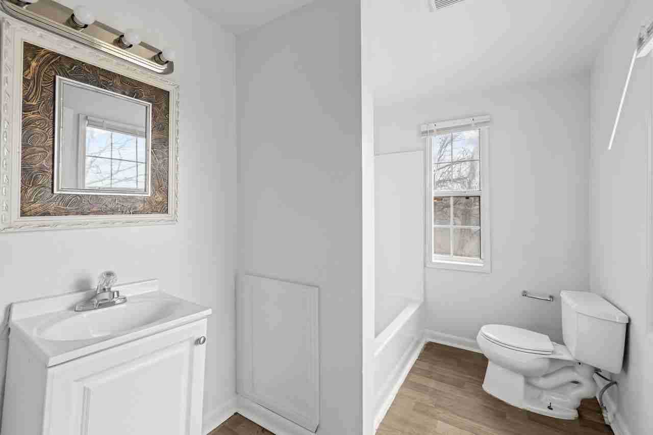 5722 Terrace Ave #1 - Photo 3 of 19