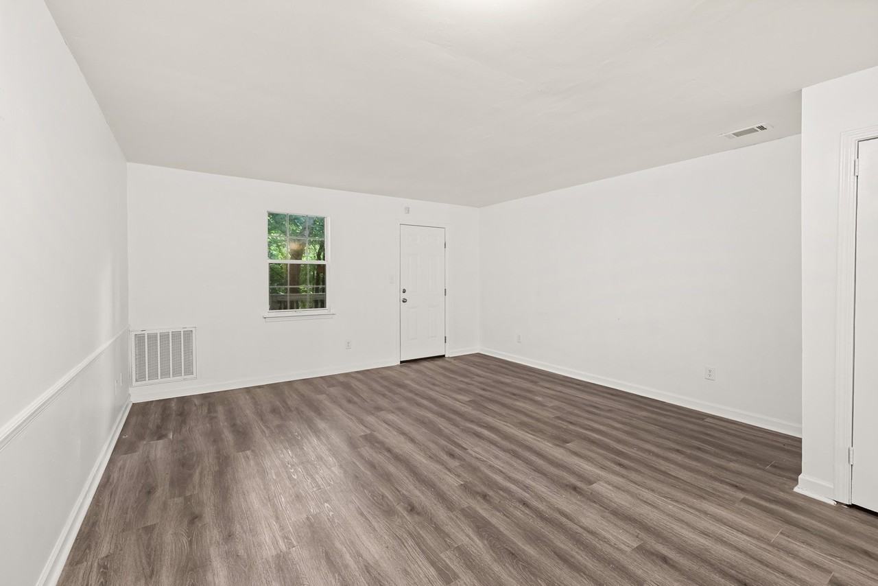 648 Valley Crest Dr #1 - Photo 6 of 16
