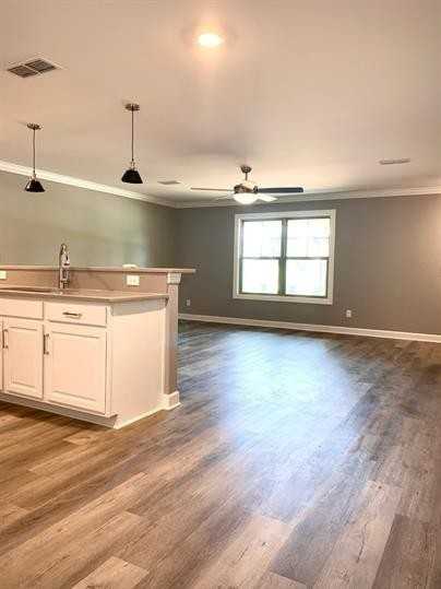 2506 E. Main StreetUnit F4 #F4 - Photo 4 of 12
