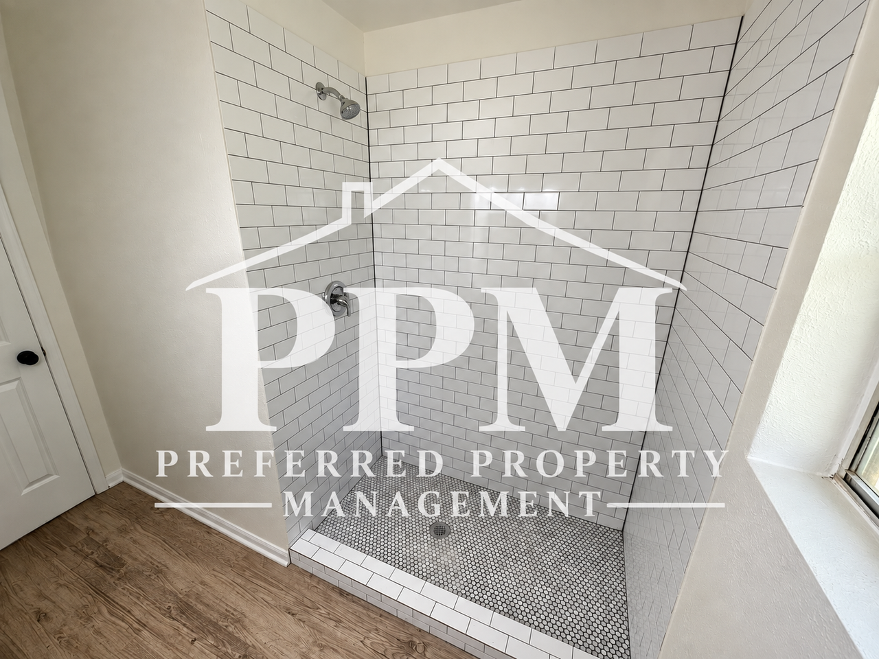 509 Hemlock Rd #1 - Photo 5 of 8
