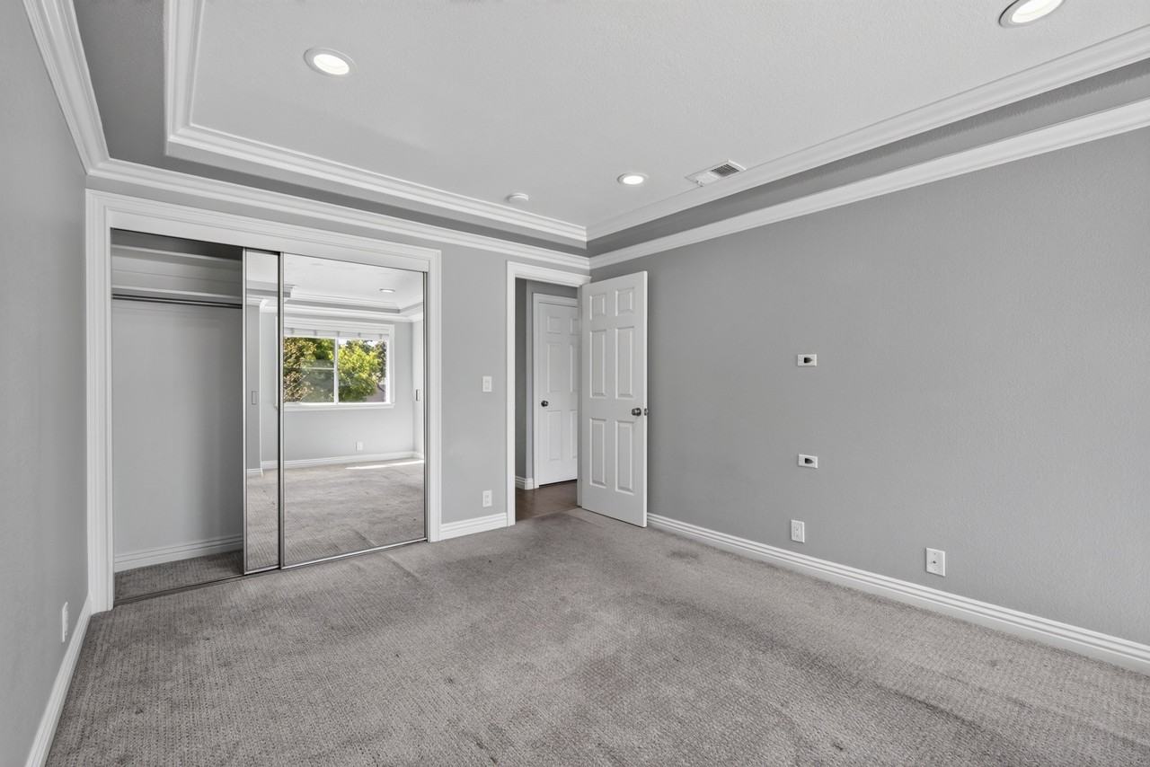 801 W California Ave #K - Photo 4 of 10