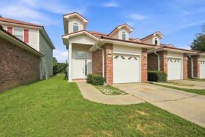 featured image of 530 Valparaiso Pkwy #A