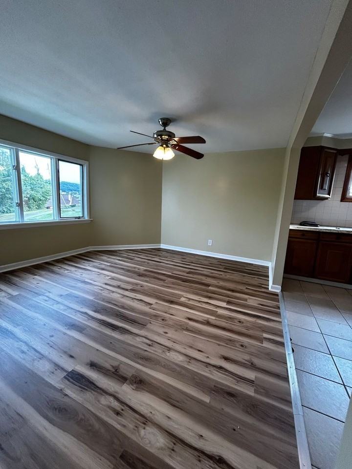 41 Fallbrook Street - Photo 4 of 41