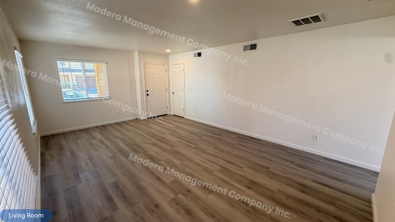846 Papaya St - Photo 2 of 39