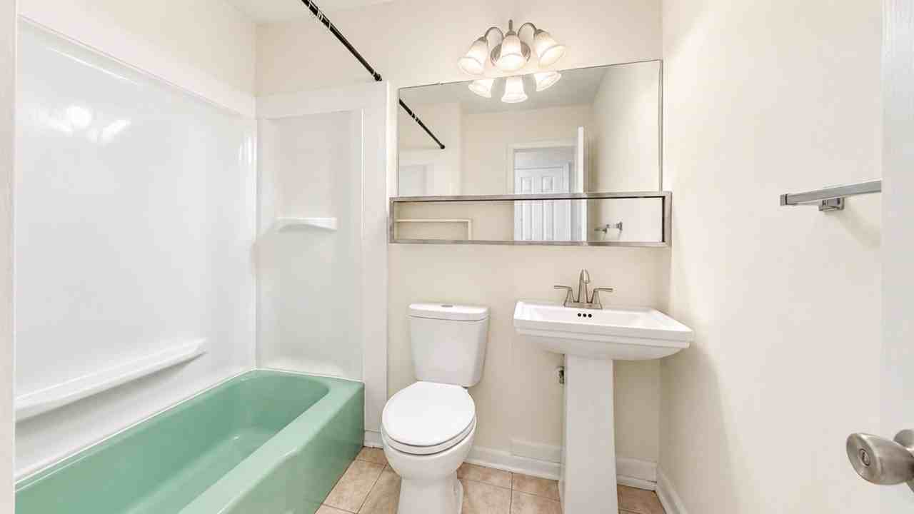 944 Baird Dr - Photo 6 of 12