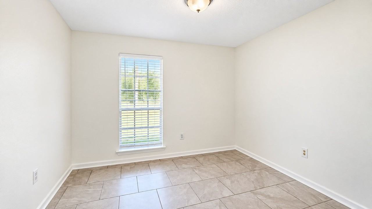 944 Baird Dr - Photo 7 of 12