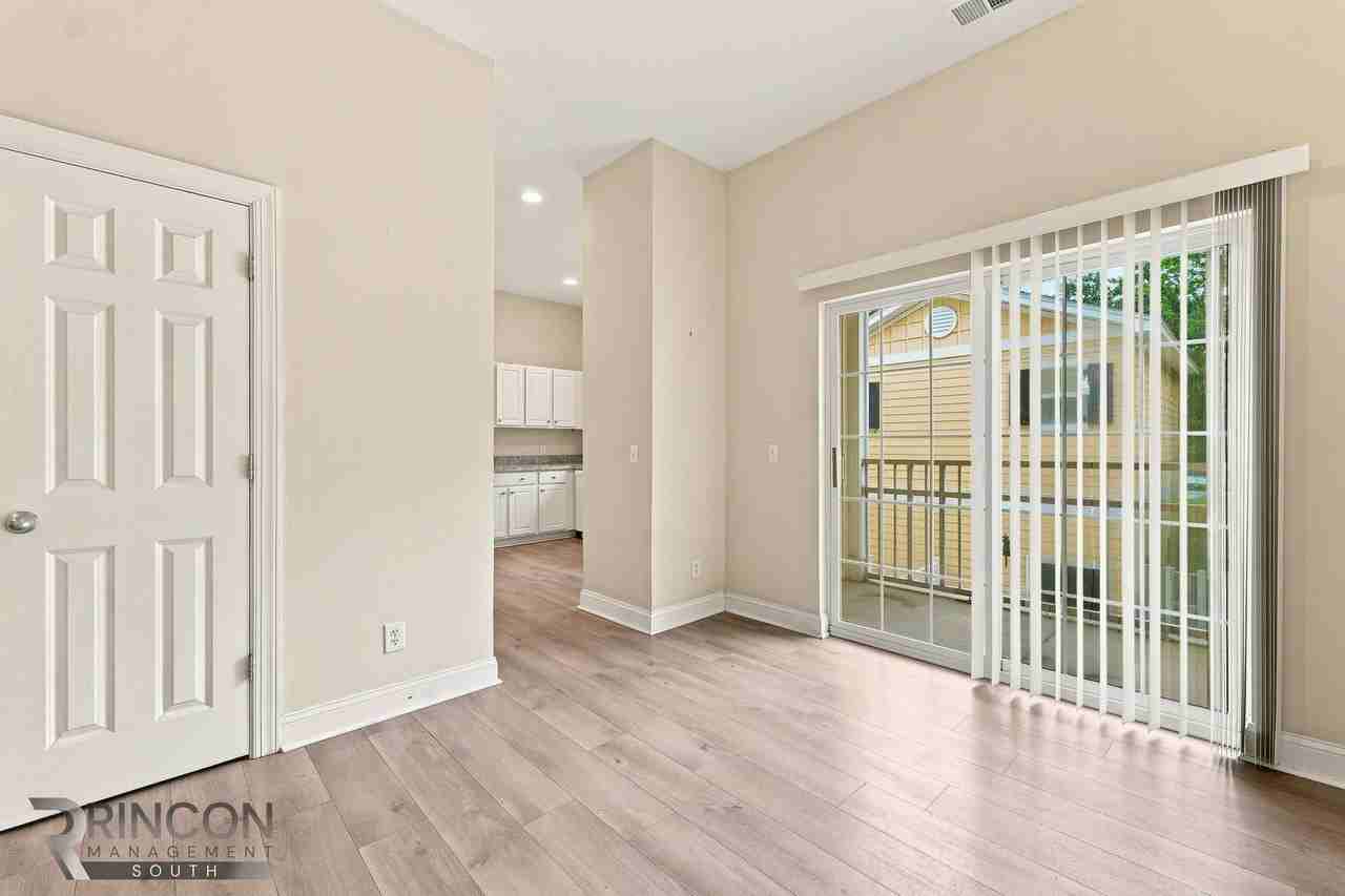 Bluffton Village - Photo 6 of 31