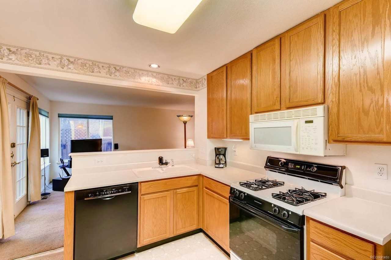 2887 Dharma Ave - Photo 5 of 24