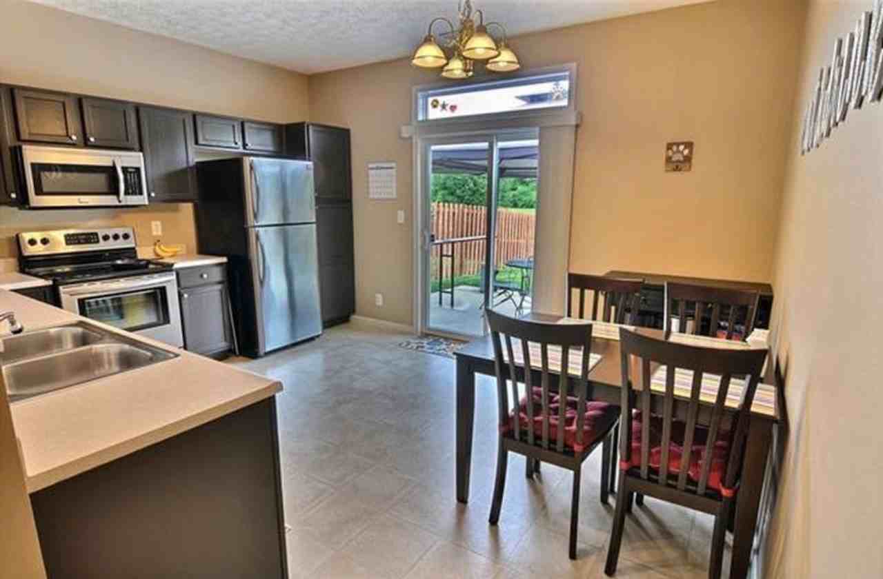 2714 Bond Dr - Photo 5 of 17