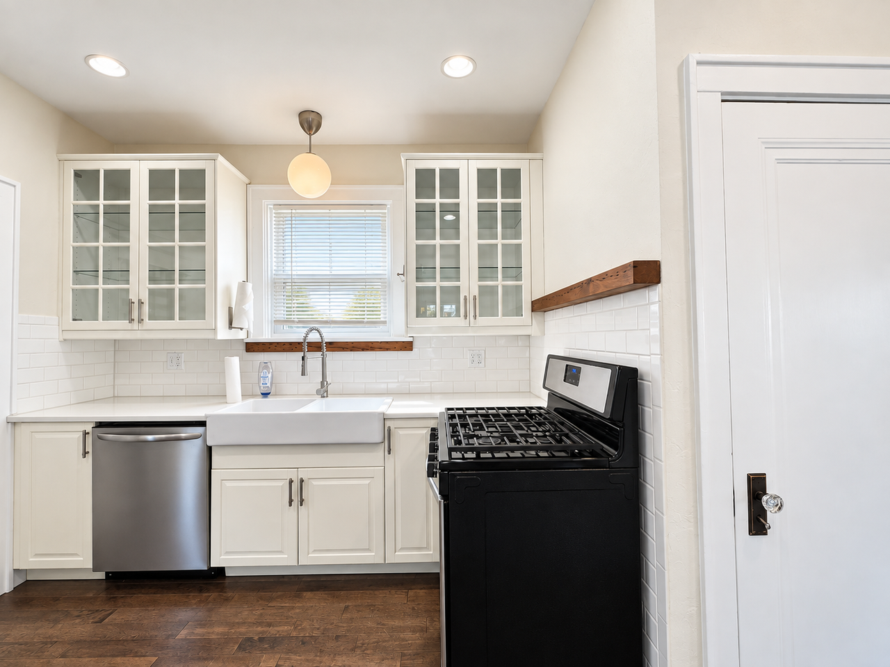 43 Estella Ave - Photo 5 of 21