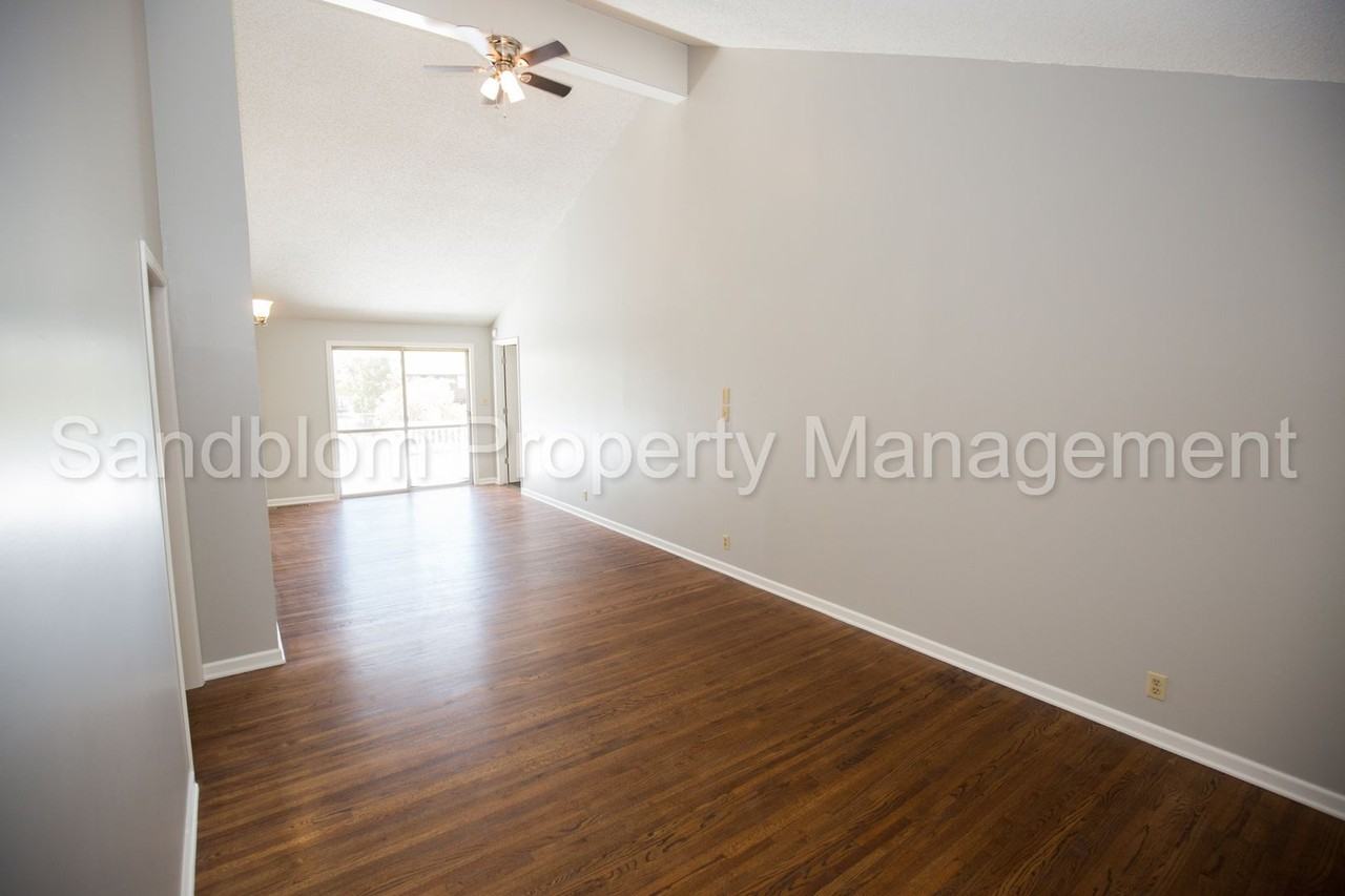 3420 S 119th East Ave - Photo 3 of 21